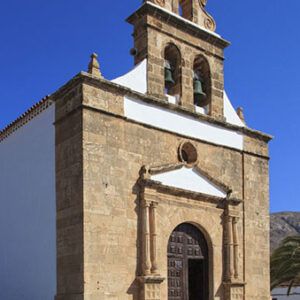 La ermita de Nuestra Señora de la Peña en Vega del Rio Palmas