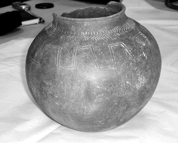 Era de trilla tradicional: ceramica 005 Vista general de la talla 1125