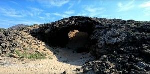 Cueva del llano del Dinero - GUÍA DE FUERTEVENTURA