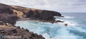MANANTIAL Y PLAYA DE AGUA CABRAS - GUÍA DE FUERTEVENTURA