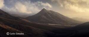 CHILEGUA Y MONTAÑA AREGUÍA - GUÍA DE FUERTEVENTURA