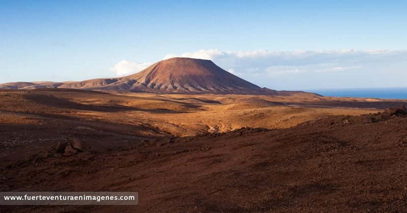 Ruta por Montaña Roja – Fuerteventura - GUÍA DE FUERTEVENTURA