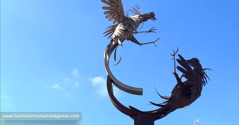 Escultura Pelea de Gallos