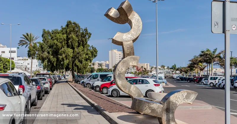 Escultura Cactus – Puerto del Rosario