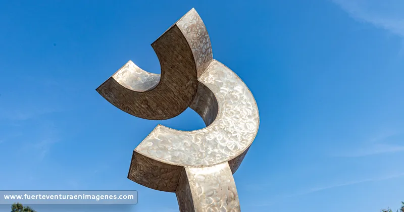 Escultura Cactus – Puerto del Rosario