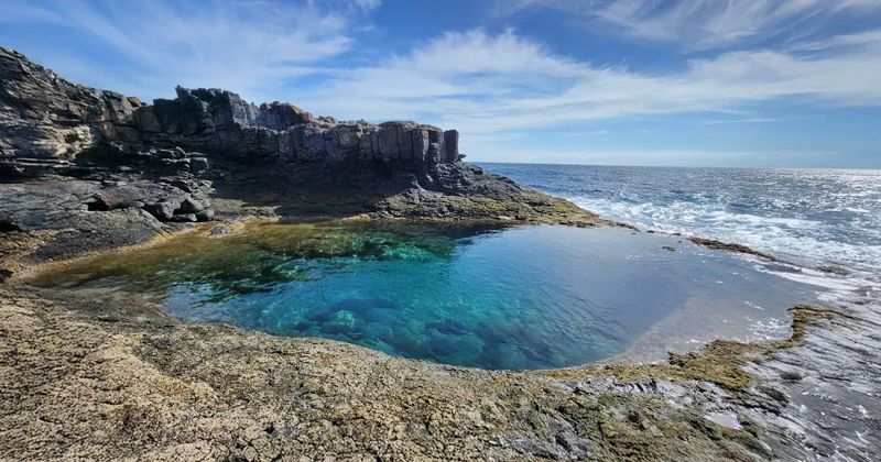 La piscina natural de Caleta de Fuste: Un rincón mágico en Fuerteventura - GUÍA DE FUERTEVENTURA