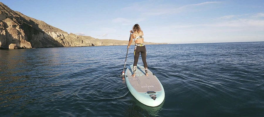 Paddle surf en Los Cristianos: Equilibrio y Deporte en Tenerife