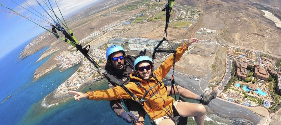 Vuelo en parapente por el sur de Tenerife
