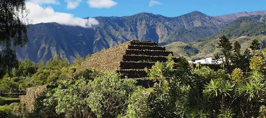Entrada a las Pirámides de Güímar