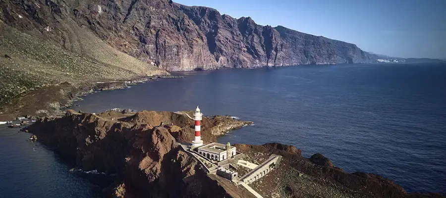Paseo en barco por la Punta de Teno