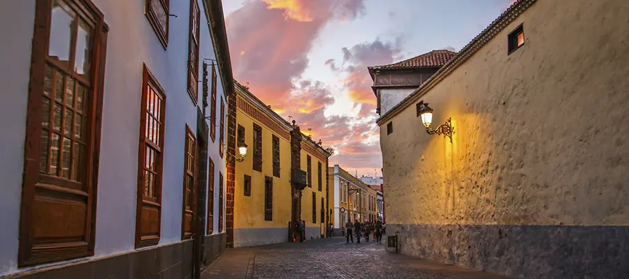 Tour de los misterios y leyendas de La Laguna