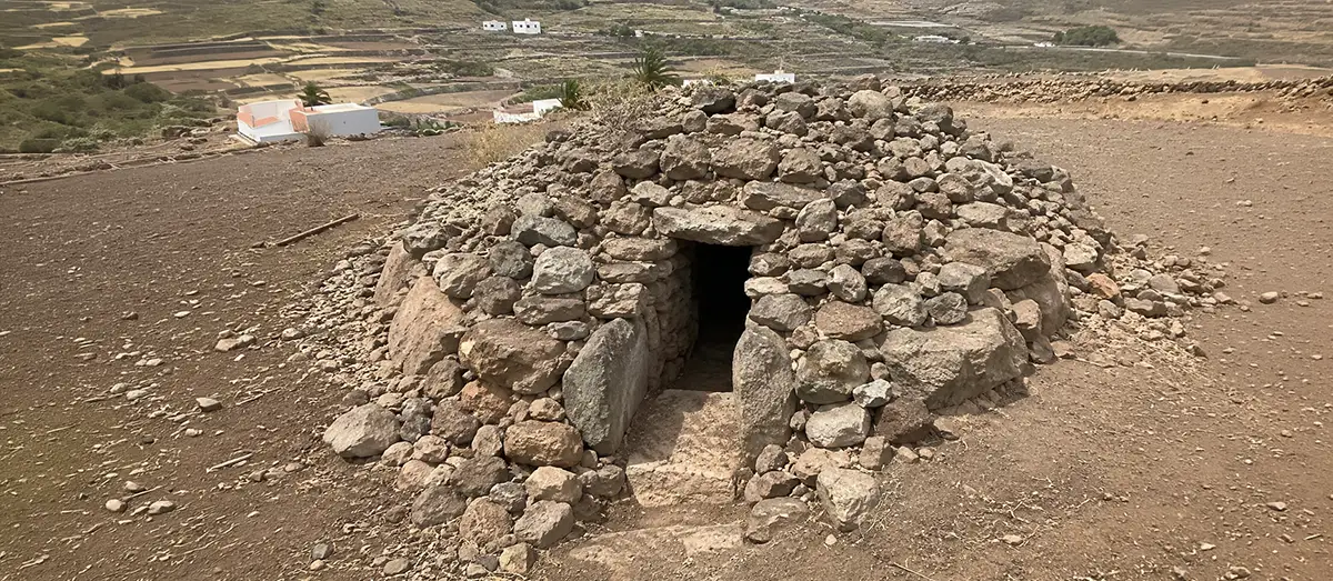 Túmulo funerario - GUÍA DE FUERTEVENTURA