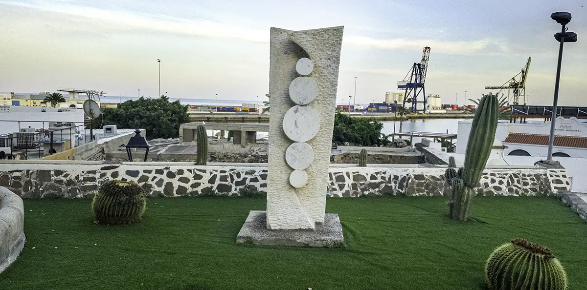 ESCULTURA DE PUERTO DEL ROSARIO: CHAKRAS